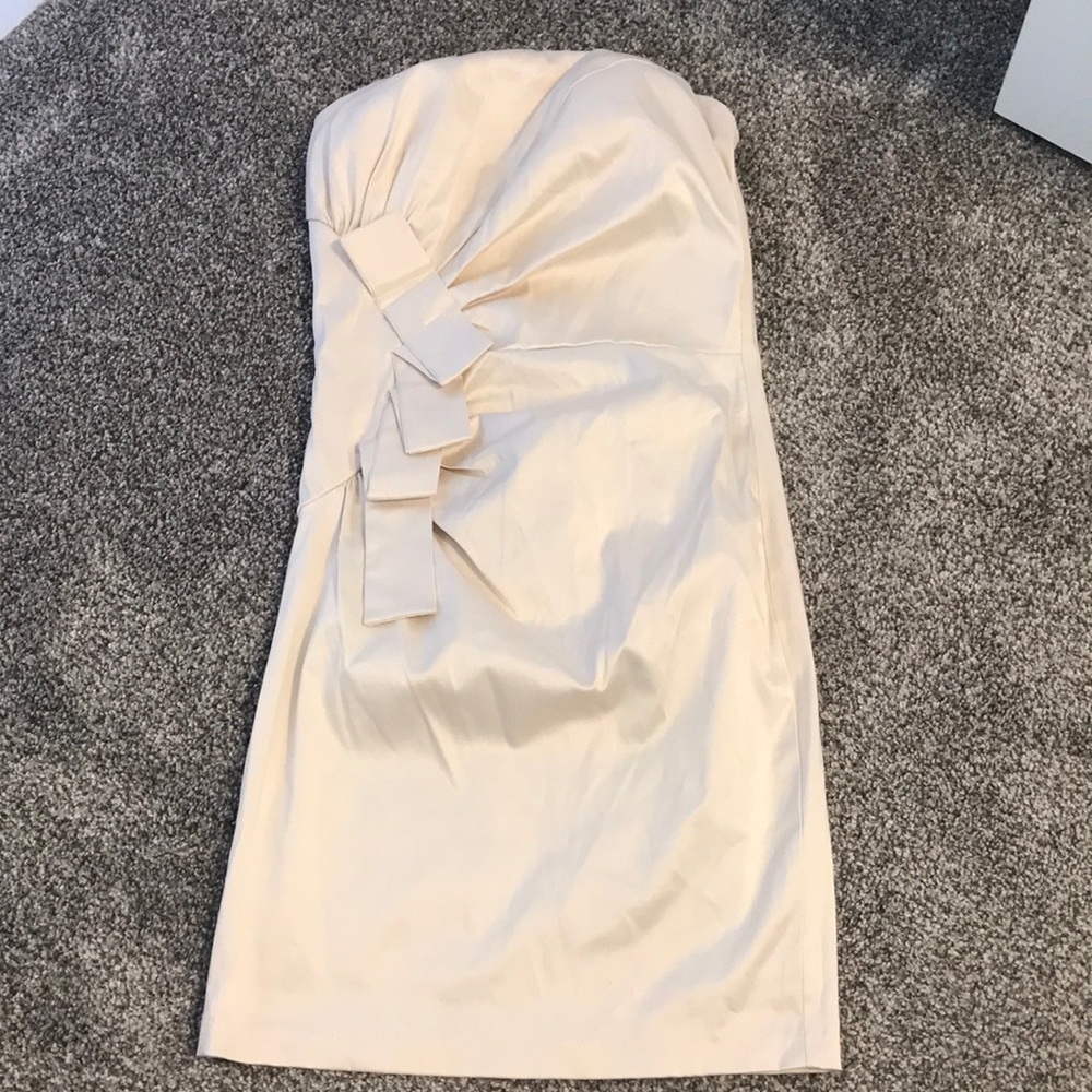Super flattering mini dress